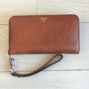 Never Used Fossil Wristlet/Wallet